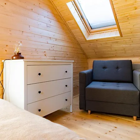 White I * Sklářská Poruba