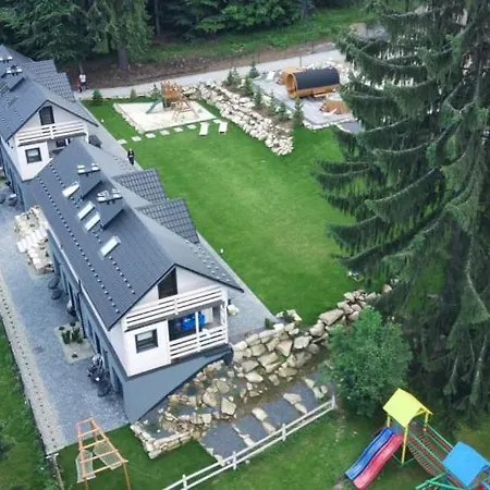 White I * Szklarska Poreba